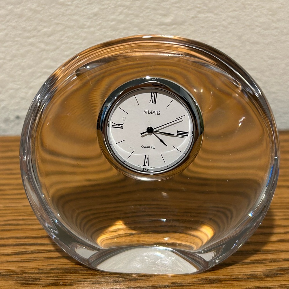 Atlantis Crystal Quartz Desk Clock - Picture 2 of 7